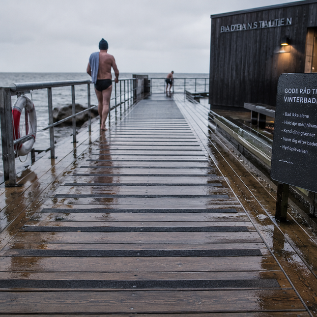 skridsikring ved badebro for vinterbader